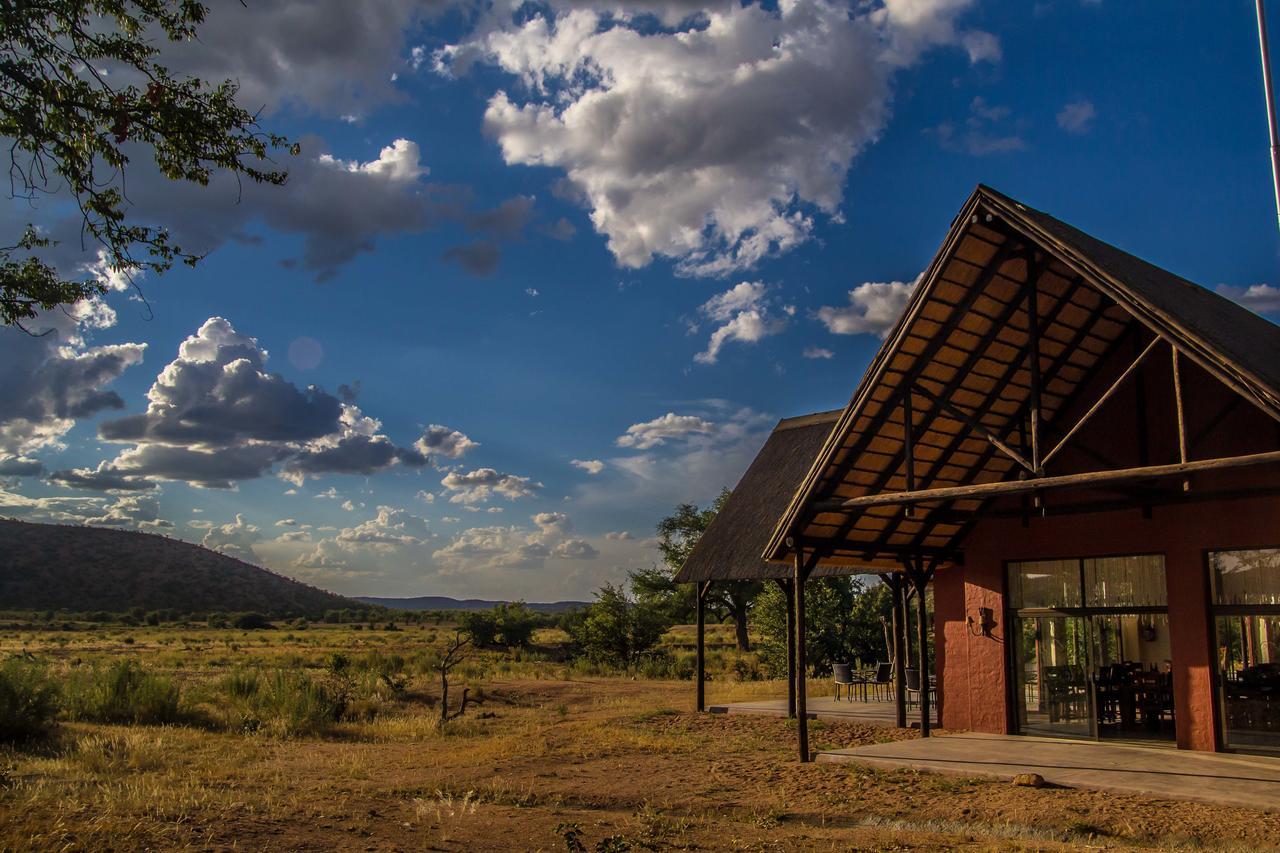 Hobatere Lodge Otjovasandu Exterior photo