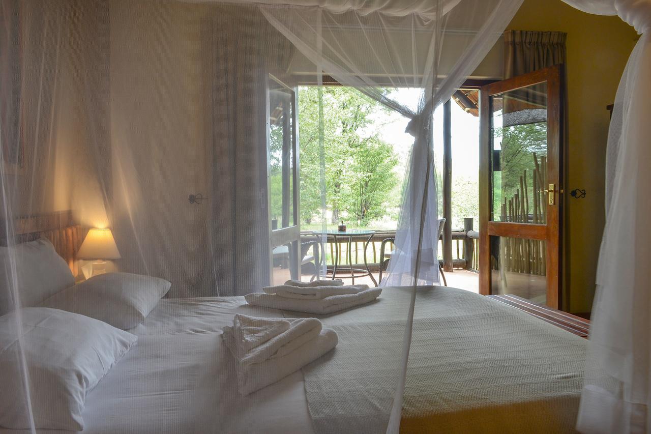 Hobatere Lodge Otjovasandu Exterior photo